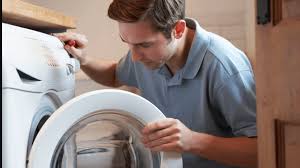 There is a belt that wraps around the drive motor and pulley to spin the washer tub. Why Does My Washer Make A Loud Noise Pegpufftimes