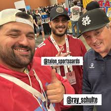 I bought too many cards… 🤯🌵 Unbelievable day 2 at the  @arizonastatecardshow ! Great time ripping the new 2025 @topps w/  @dnacardshop