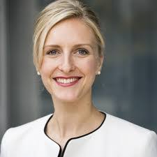 Anne Henning's Instagram, Twitter & Facebook