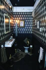 Homeeideas Com Downstairs Toilet Toilet Design Quirky Bathroom