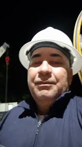 Muy buen método de esta manera te Abre fácil la compuerta y también te  cierra con facilidad