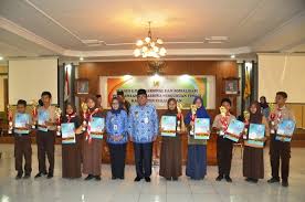 Rekomendasi 5 film hari ini gw mau kasih di genre romance tapi bukan cuma romance. Pengarahan Bupati Kepada Seluruh Kepala Sekolah Sma Sederajat Jelang Ujian Nasional Pemerintah Provinsi Jawa Tengah