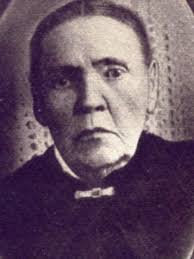 Elizabeth Beswick's Instagram, Twitter & Facebook