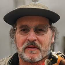 This hat does not exist (@hatdoesnotexist)