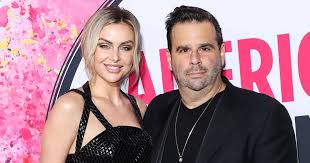 Christmas in and around kent. Vanderpump Rules Lala Kent Goes Into Labor With 1st Child Editorpen