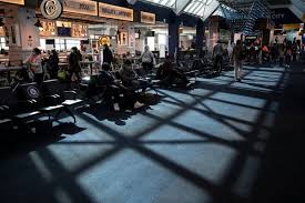 But when you fly is even more important than when you when do you find the lowest fares for thanksgiving and december holiday travel? Thanksgiving Travel Drops As Americans Rethink Rituals The New York Times