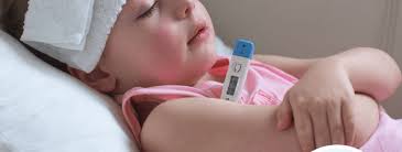 ÇOCUKLARDA YÜKSEK ATEŞTE KAÇINMANIZ GEREKEN 7 ÖNEMLİ HATA!