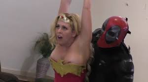 Wonder Woman cosplayer gets tied up and fingered - Cosplay Porn Tube