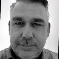 40+ "Thomas Schwarze" profiles