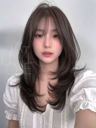 Vina Le (vinasaurrrr)