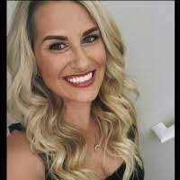 Melinda Noll's Instagram, Twitter & Facebook