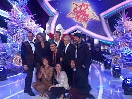 Par contre, une chose qui ne change pas, c'est la quantité de compliments et messages vraiment. Les 12 Coups De Noel Le 24 Decembre Sur Tf1 Jeux Televises