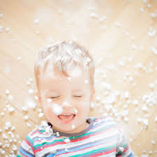 The merits of artificial snowmaking have been debated since the first fake flake covered a snowless the lack of natural snow is now such a worry that environmental impacts attached to snowmaking. How To Make Non Toxic Realistic Fake Snow In Minutes