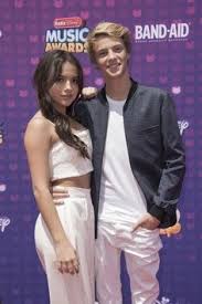 Singer ties the knot with beau dalton gomez at a 'tiny and intimate' ariana grande, 27, and beau dalton gomez, 25, have secretly wed the couple tied the knot in a secret ceremony over the weekend 120 Jace Norman Ideen Jungs Schauspieler Gutaussehende Jungs