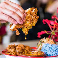 Cynthia Linh Fit Foodie On Instagram Dip It Low Pick It Up Slow Who Knows About This Hat Yai Fried Chicken With Curry Sauce Roti And Blue Rice