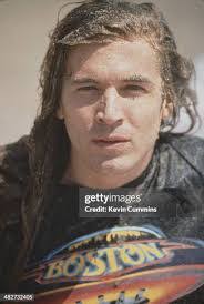 Kevin Dando's Instagram, Twitter & Facebook