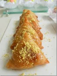 Samsa Aux Amandes Gateau Algerien Les Joyaux De Sherazade Recette Gateau Algerien Alimentation Delicieux Desserts