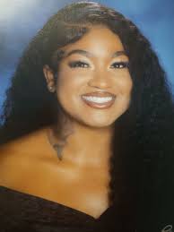 Georgia Teenager Graduates High School After Beating Cancer