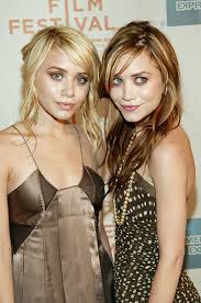 мэри кейт олсен эшли олсен фильмы с их участием Deli Nadvoe Zhizel I Patrisiya Bundhen Meri Kejt I Eshli Olsen I Drugie Uspeshnye Bliznecy V Mire Mody Spletnik