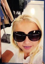 reagan light (@reaganstweeter)