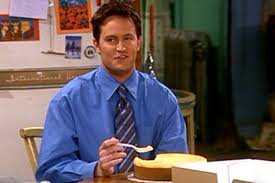 Когда звёзд сериала спросили, почему «друзья» обрели такую популярность по всему миру, перри заявил, что секрет успеха в том, что шоу никогда не пытались делать злободневным. V Seti Poyavilos Karantinnye Foto Mettyu Perri I Ego Vid Rasstroil