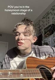 Lauren Rayburn's Instagram, Twitter & Facebook