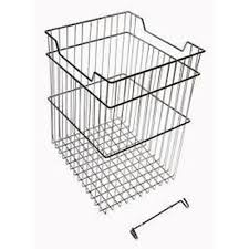 Kirli sepetli banyo dolabı modelleri çamaşır makinesi üstü olarak daha çok tercih edilir. Askili Camasir Sepeti Kirli Sepetleri