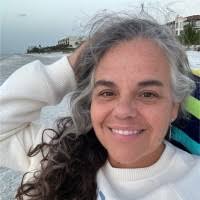 40+ "Laurie Laura" profiles