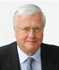 Thinking Circular Experts