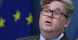 Justitieministern: Uttryck för breddat hot mot Sverige