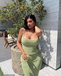 Kylie jenner is one of the world's most popular celebrities. 8hxsnu9lisr6qm
