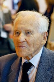 Jean lefèvre comte d'ormesson, plus connu sous jean d'ormesson, et parfois surnommé jean d'o, né le 16 juin 1925 à paris et mort le 5 décembre jean d'ormesson. Jean D Ormesson Wikipedia