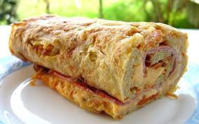 Ingredients 4 X2f 5 Pomme De Terre 1 Oignon 100 G De Fromage Rape 3 Oeufs 2 Tranches De Jambon Herbes De Provence Faculta Recettes De Cuisine Recette Cuisine