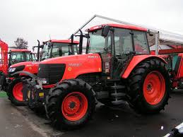 If you're looking for quality equipment and exceptional services provided by trained experts, you've come to the right place. Kubota Traktor M 128 X Mit 134 Ps 8 Fach Lastschaltung Und Deluxe Komfortkabine Wurde Auf Der Rieder Messe Ausgestellt 090912 Fahrzeugbilder De