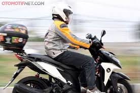 Terus ketemu abang yang jualan bensin ini. Modifikasi Honda Vario 125 Ketum Hv125 Bore Up Siap Turing Gridoto Com