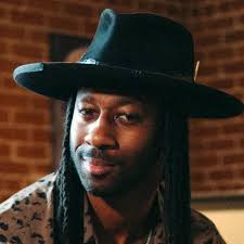 Chris Mitchell's Instagram, Twitter & Facebook