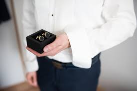 Boutons De Manchette Les Accessoires Qui Font La Difference A Un Mariage