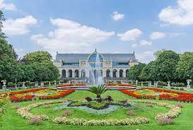Die tropenhäuser und ein wüstenhaus wurden nach dem zweiten weltkrieg in den 1950er jahren in damals moderner form wieder aufgebaut. Details Preussen Im Rheinland