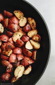 Roasted Red Potatoes With Garlic And Rosemary Recipe Recipe Roasted Red Potatoes Recipes Rosemary Recipes