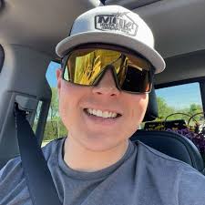 Garett Johnson (@garett_johnson) • Instagram photos and videos