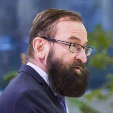 Az 59 éves szájer józsef a fidesz alapító tagja, 1990 és 2004 között volt a magyar országgyűlés, majd négy cikuson keresztül az európai parlament tagja. Zsurpubi Hamarosan Napvilagra Kerul Egy Szajer Jozsef Menekuleserol Keszult Reszletes Video Addig Is Itt Az Elozetes