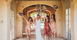 Wir sind ein exklusiver herstellers und stehen mit diesem stets in direkten kontakt. Dein Brautkleid Dein Abendkleid In Hannover White And Night