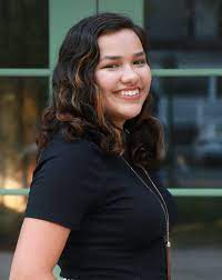 Sara Salazar 