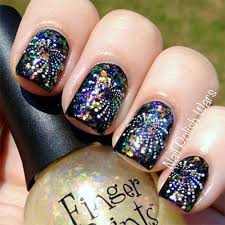 But, at the end of the day happiness prevails over the sadness. 30 Fabulous New Years Nail Designs To Welcome In 2021