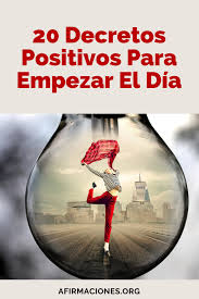 Whatsapp, facebook, twitter, instagram son espacios de intercambio en los que sin dudas impresionarás como una persona positiva y proactiva, siempre dispuesta a movilizar las redes con. 20 Decretos Positivos Para Empezar El Dia Positive Phrases Positivity Movie Posters