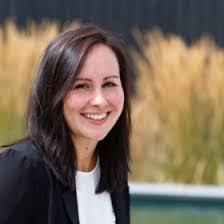 Susanne Hauser's Instagram, Twitter & Facebook