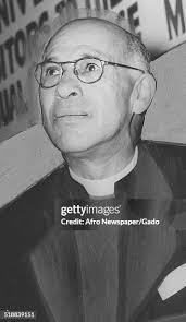 662 Mrs Edgar Love Stock Photos, High-Res Pictures, and Images