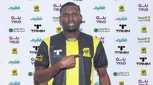 الحيرة تسيطر على العميد حول المعسكر الإعدادي 14/07/2021. Ø£Ø®Ø¨Ø§Ø± Ø§Ù„Ø§ØªØ­Ø§Ø¯ Ø§Ù„ÙŠÙˆÙ… Ù„Ø§ Ø£Ø¬Ø§Ù†Ø¨ ÙÙŠ Ø¯ÙŠØ±Ø¨ÙŠ Ø¬Ø¯Ø© ÙˆÙ…Ø§ Ø§Ø®ØªÙ„Ù Ø¹Ù„ÙŠÙ‡ Ù‡ÙˆØ³Ø§ÙˆÙŠ Ù…Ø¹ Ø¥Ø¯Ø§Ø±Ø© Ø§Ù„Ø¹Ù…ÙŠØ¯ Goal Com