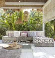 Dans une maison de campagne le coussin de sol jute ou le coussin de sol gris fera son petit effet. 10 Idees De Canape En Coussin De Sol Mobilier De Salon Coussins De Sol Banquette D Angle