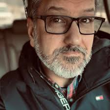 Walking the Line: The 'new' trend of citizen journalism?